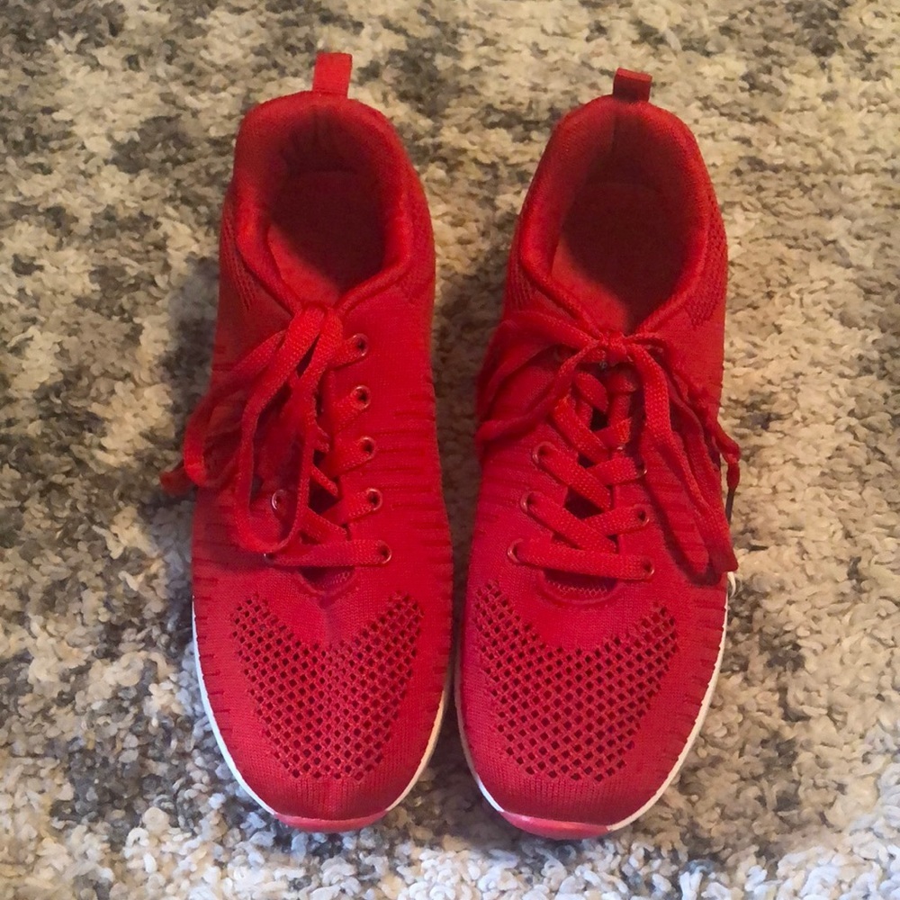 LAST CHANCE 💄 Fashion Professional Skateboard Shoe, size 40